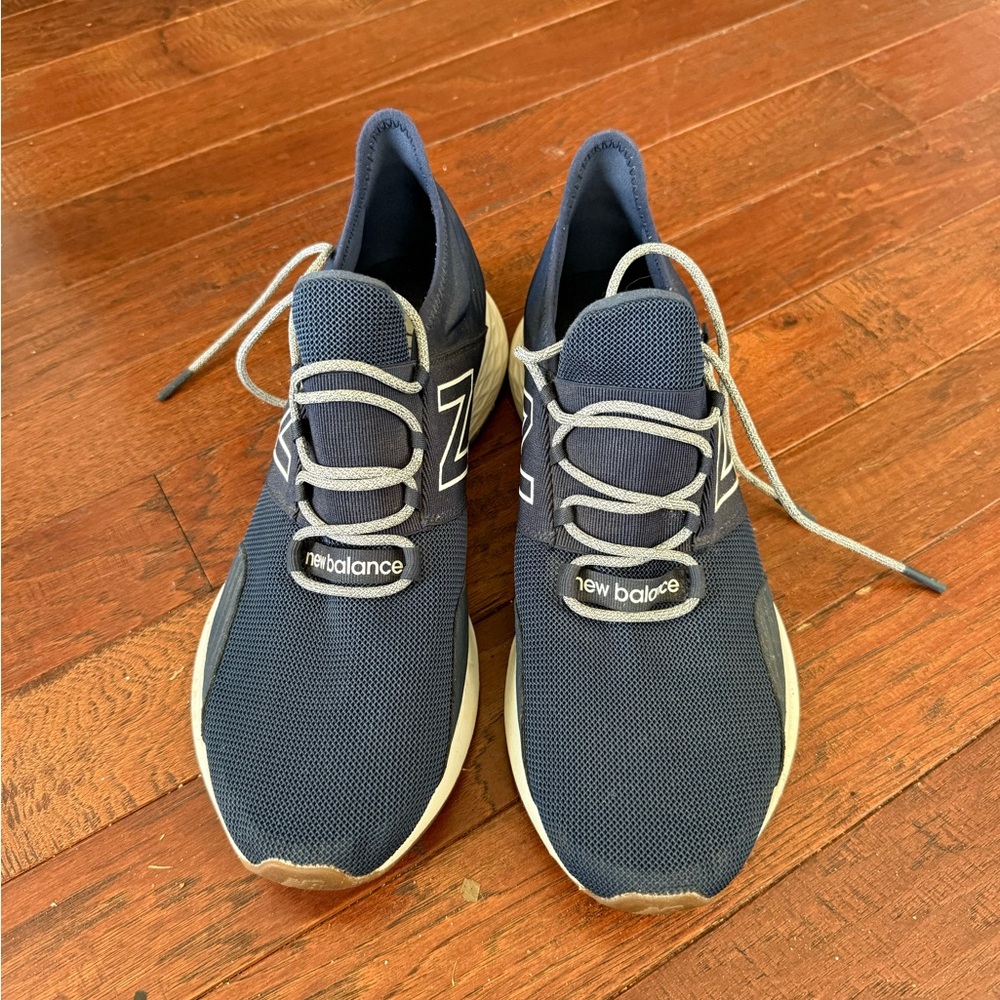 New Balance Men's Blue and White Sneakers